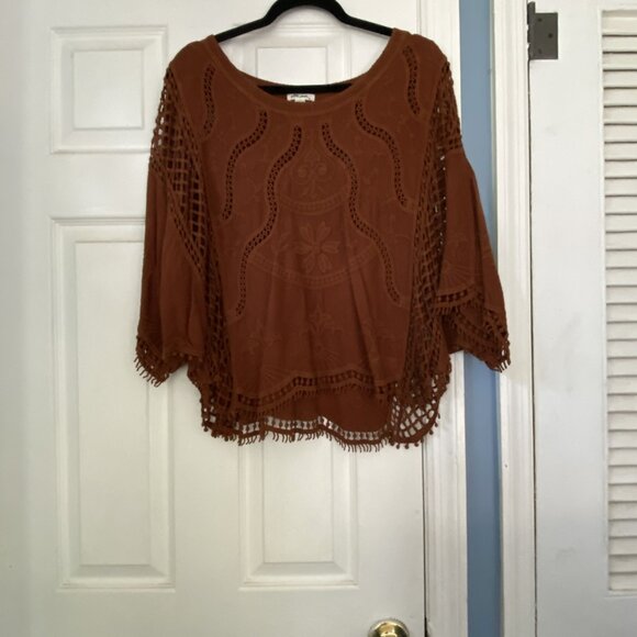 Ultra Pink Boho Batwing Top Brown Knit, Crochet Trim, Size Large - Picture 10 of 10